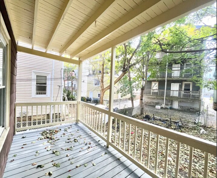 Building Photo - 36 Cherokee St