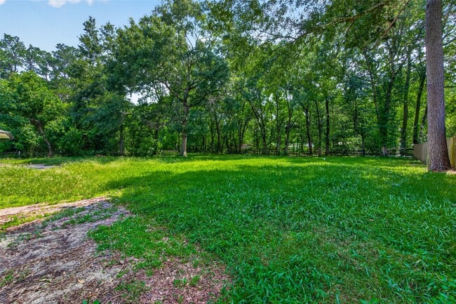 Building Photo - 18747 Woodridge Dr