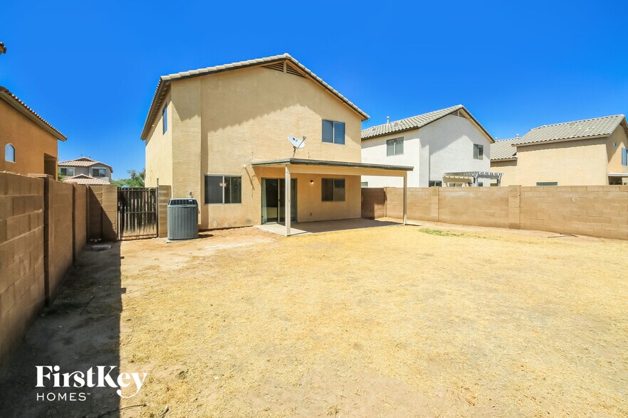 Building Photo - 313 W Hereford Dr
