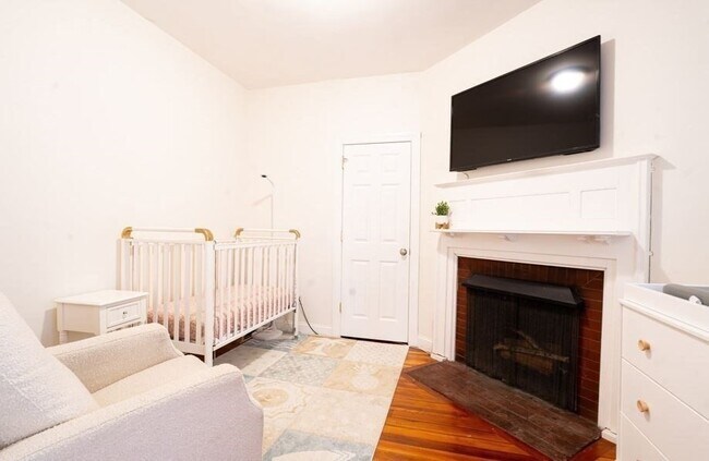 Building Photo - 126 High St