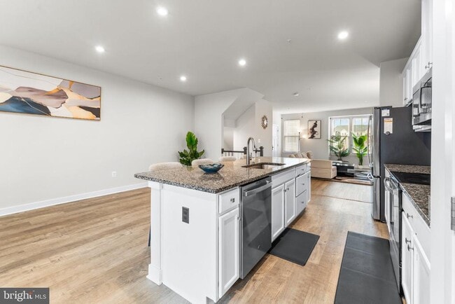 Building Photo - 117 Hawlings River Rd
