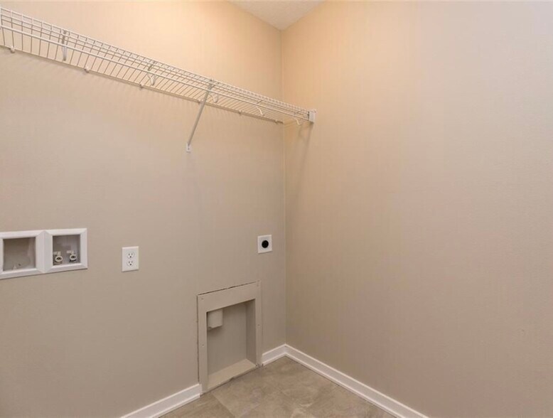 Second floor laundry - appliances included - 9614 Turnpoint Dr