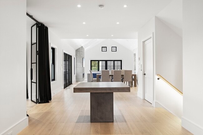 Building Photo - 3 Old Mill Ct