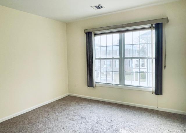 Building Photo - 46 Islip Ave