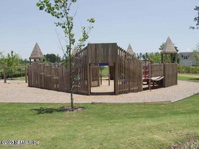 Building Photo - 1761 Highland View Dr