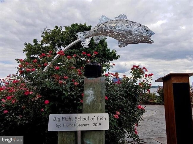 Building Photo - 247 Fountain St