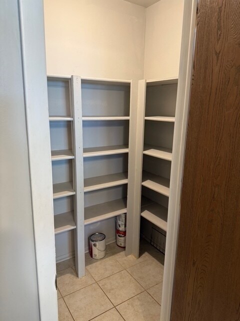 Building Photo - 610 Stone Cir Ct
