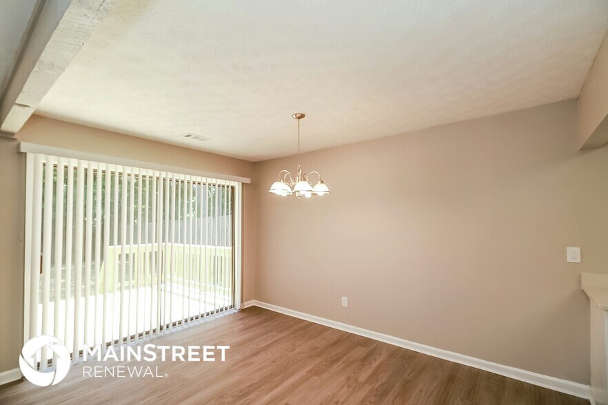 Building Photo - 8178 Winewood Way