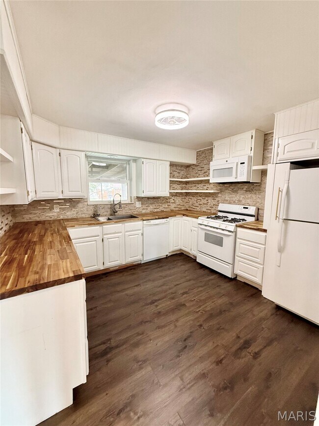 Building Photo - 76 Gatewood Ct