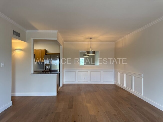 Building Photo - BEAUTIFUL, UPDATED 2 BEDROOM CONDO IN CHEROKEE AT WESTCLIFF