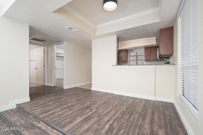 Building Photo - 3405 W Danbury Dr