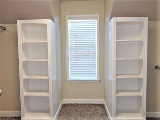 Building Photo - 2042 Keene Cir