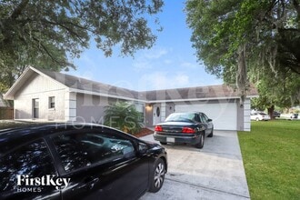 Building Photo - 7989 Sioux Ln