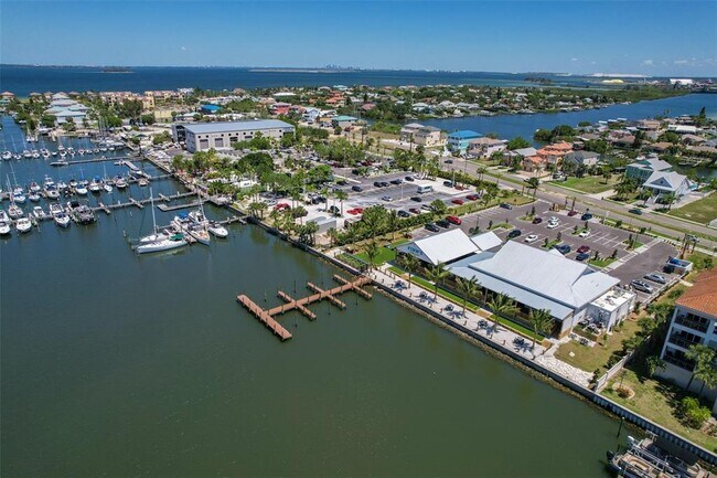 Building Photo - 1041 Apollo Beach Blvd