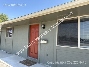 Building Photo - 1604 8th St NW