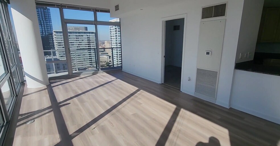 Building Photo - 111 W Polk St