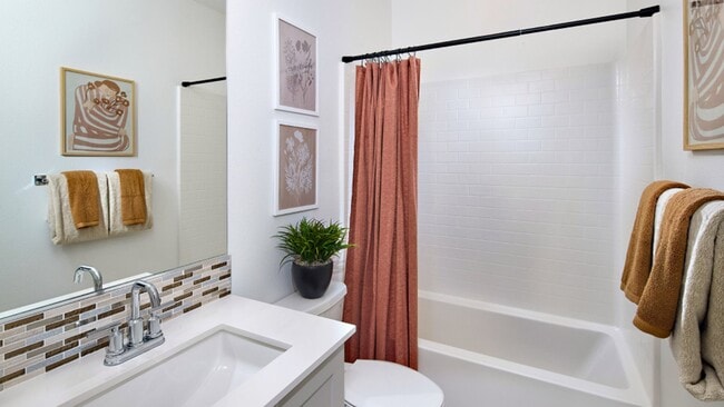 second bath - 11358 Jacob Ln