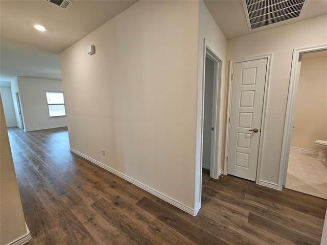 Building Photo - 804 Serenity Sound Dr