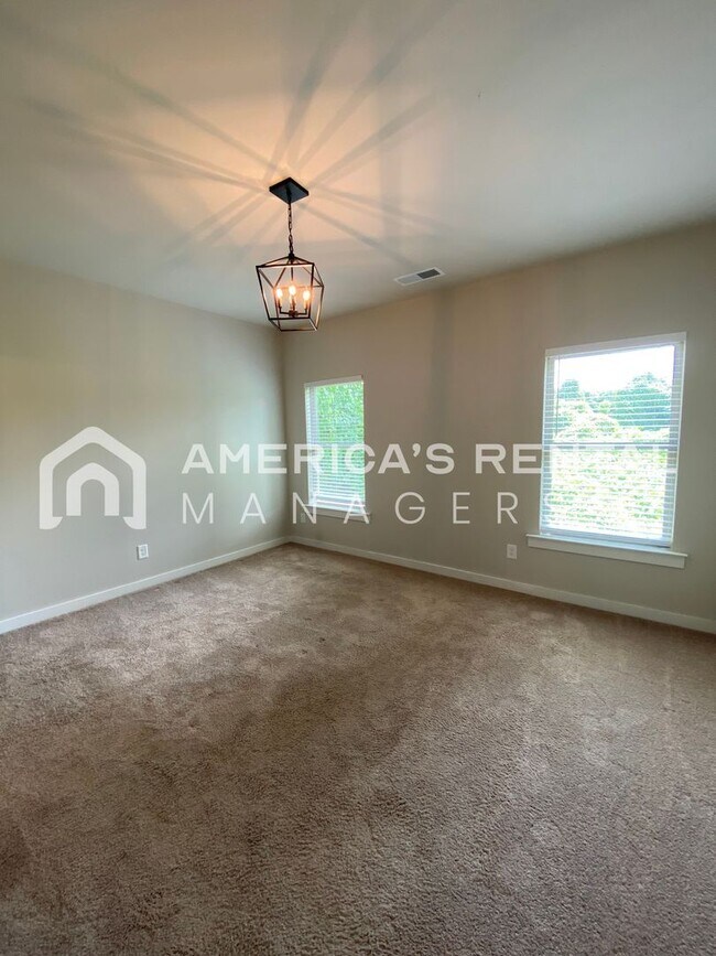 Building Photo - DEPOSIT PENDING! Home for Rent in Weaver, AL!!! Available to View with 48 Hour Notice!!