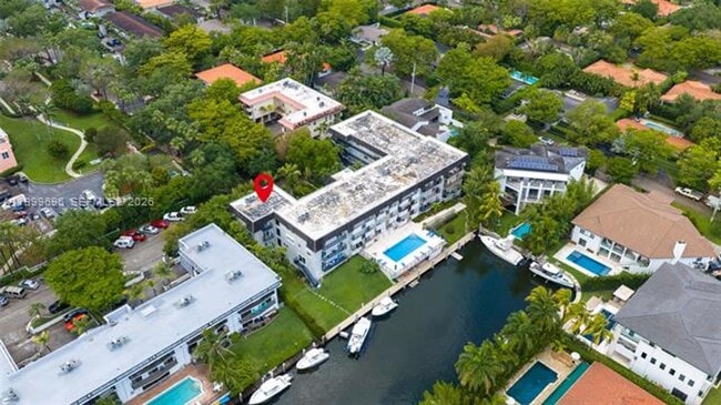 Building Photo - 6815 Edgewater Dr