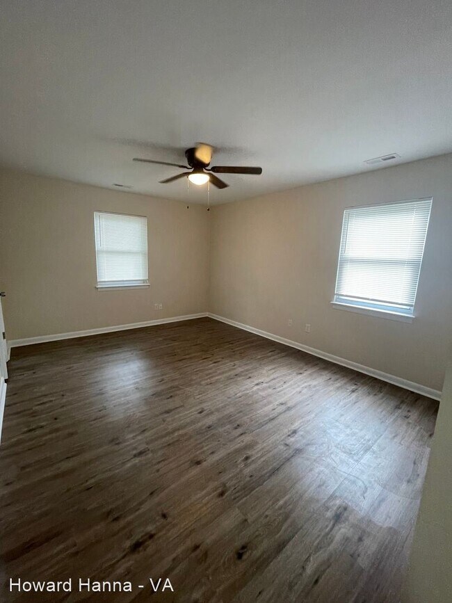 Building Photo - 3 br, 2.5 bath House - 8535 Devon Street