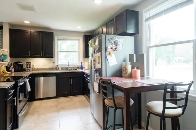 Building Photo - South Nashville Gem on HUGE Corner Lot w/ ...
