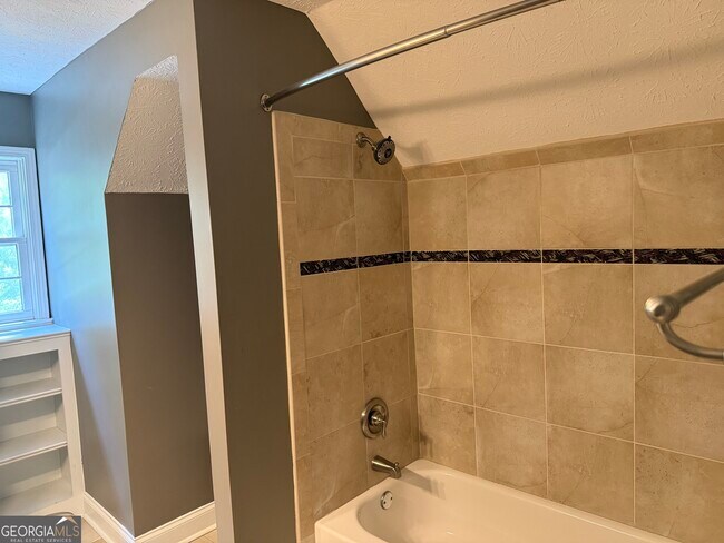 Building Photo - 455 Waterway Dr SW