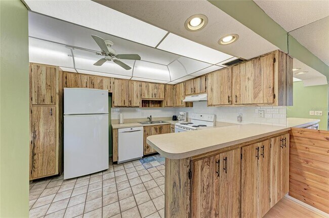 Building Photo - 5400 34th St W