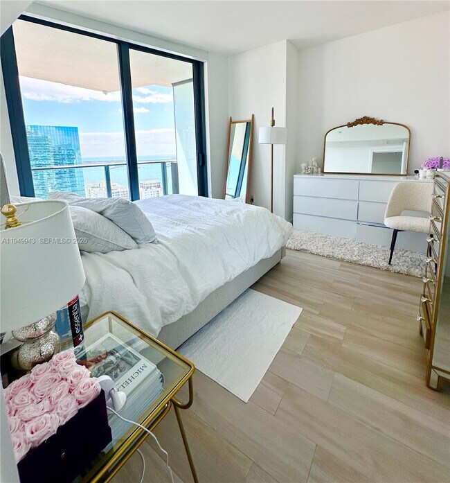 Building Photo - 1300 S Miami Ave