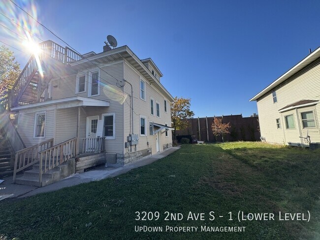 Building Photo - 3209 2nd Ave S