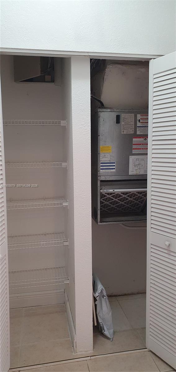 Building Photo - 6702 SW 152nd Pl