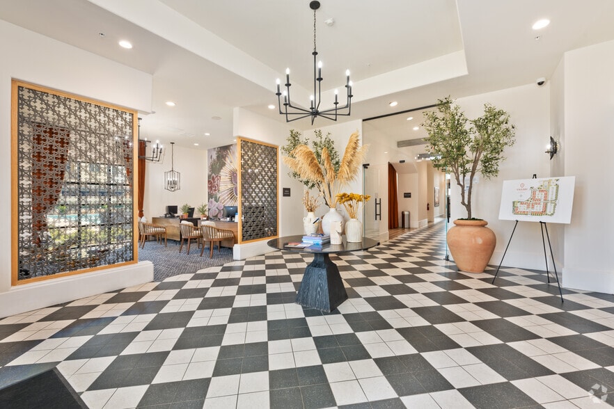 Vasari - Lobby - VASARI AT VENTANA