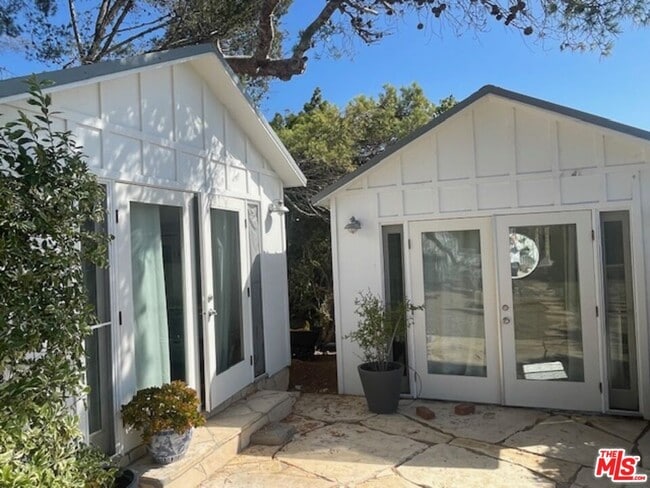 Building Photo - 30060 Harvester Rd