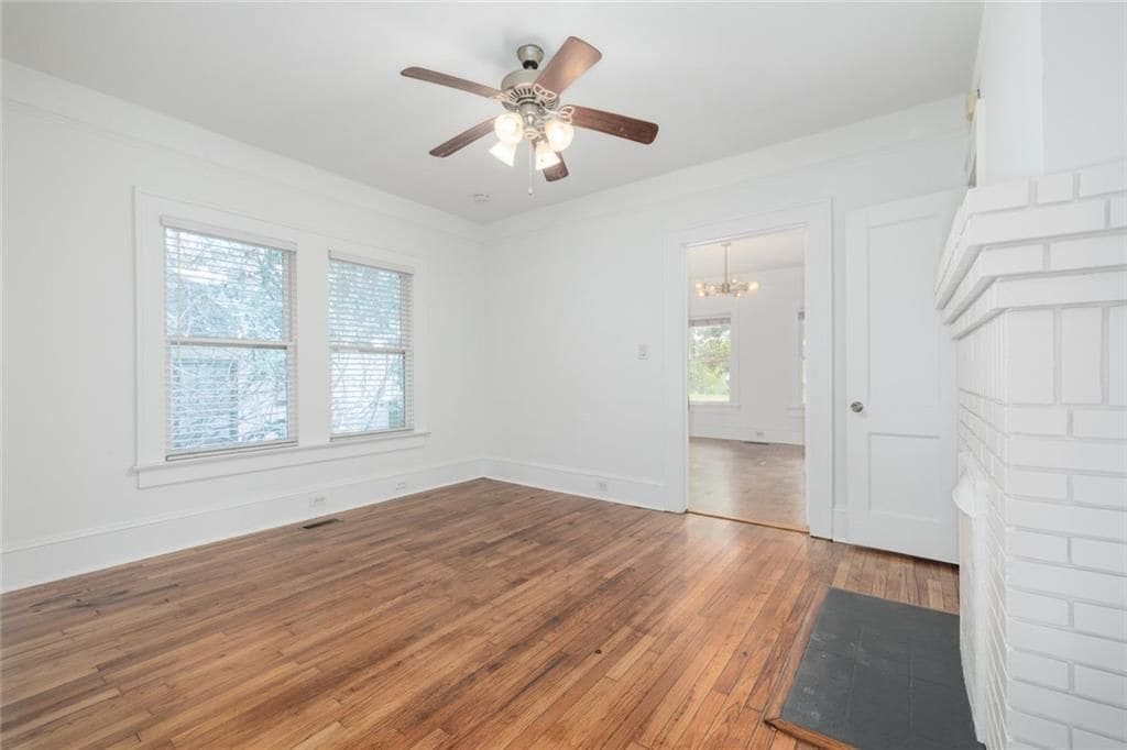 Building Photo - 257 Stovall St SE
