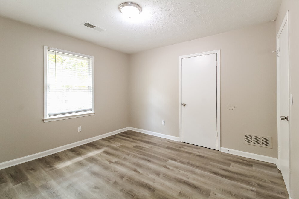 Building Photo - 3010 Randolph Ct NE