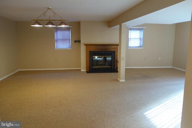 Building Photo - 5978 Augustine Ave