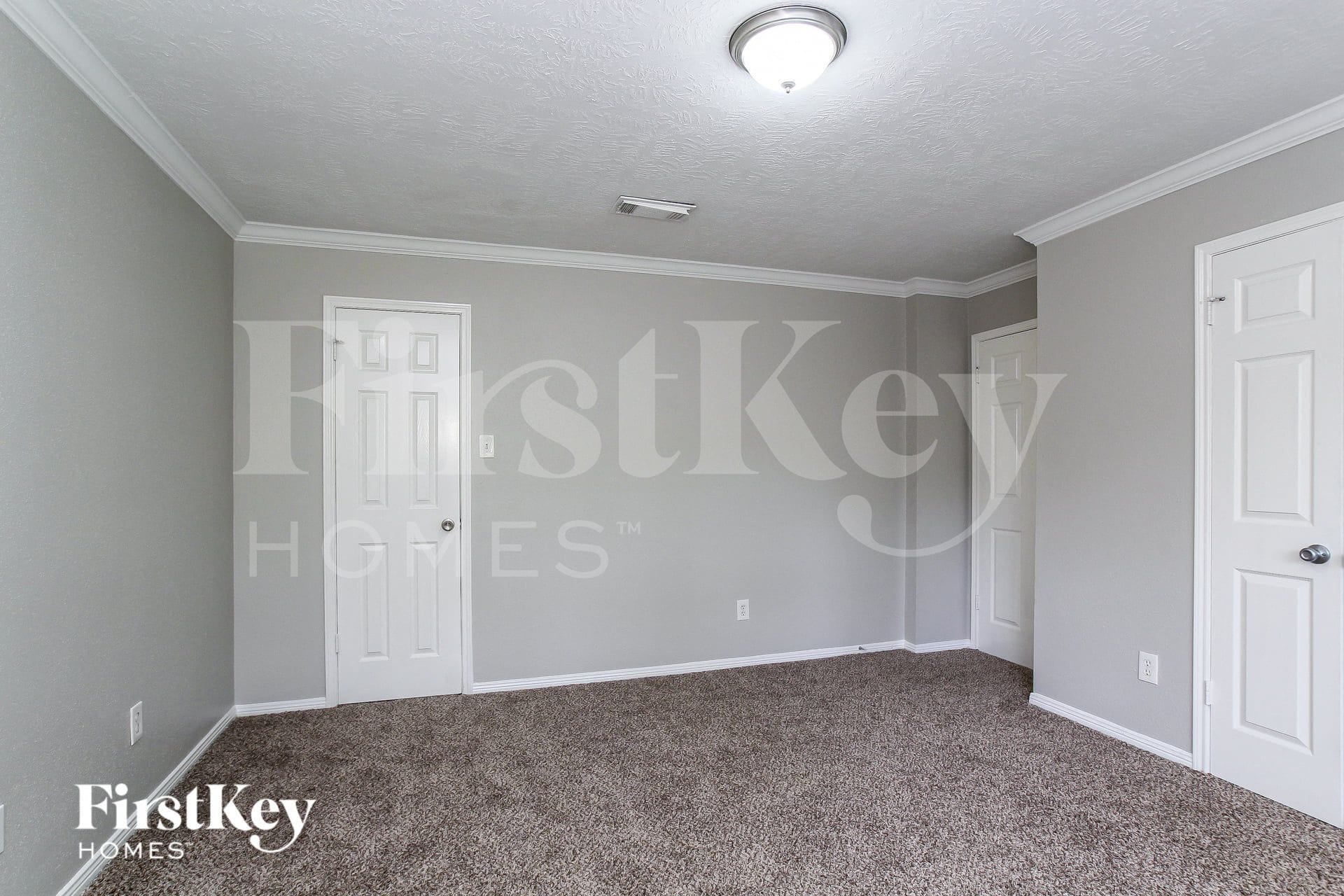 Building Photo - 5003 Maple Brook Ln