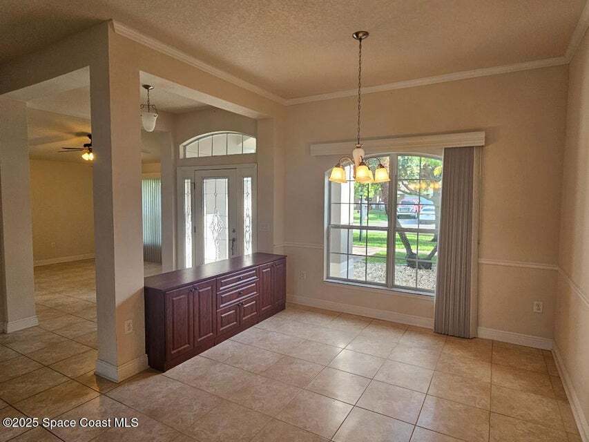 Dining Room - 2074 Botanica Cir