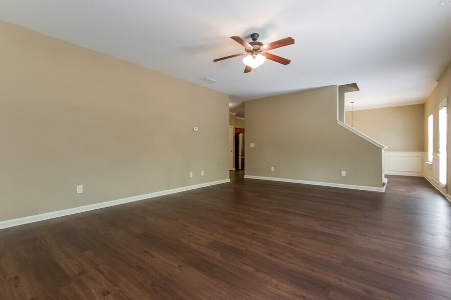 Building Photo - 174 Brightondale Blvd