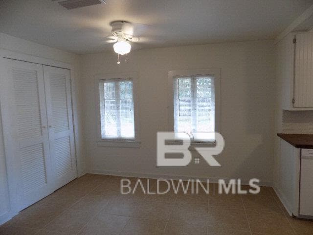 Building Photo - 16219 Silverhill Ave