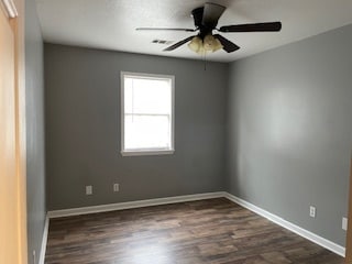 Building Photo - 805 Baywood Dr