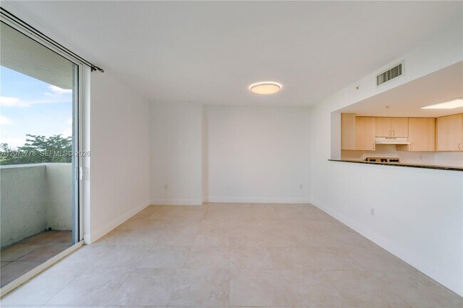 Building Photo - 3000 Coral Wy