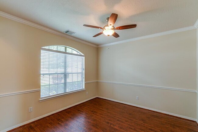 Building Photo - 5007 Jade Cove Ct