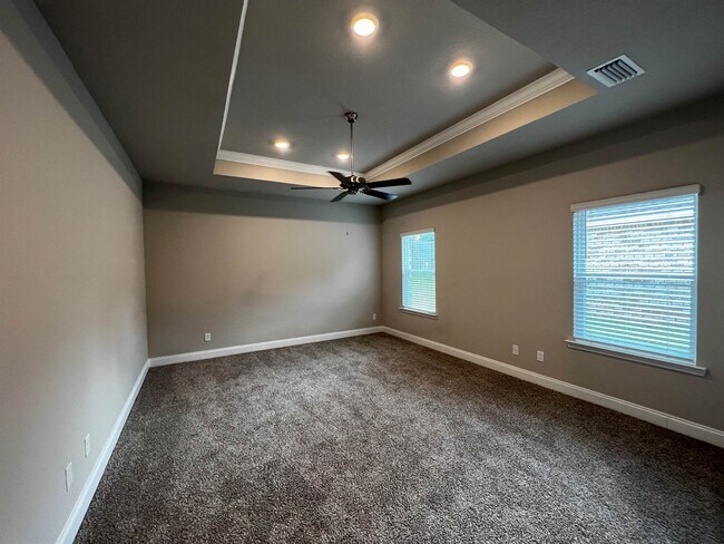 Building Photo - 10498 S Redland St