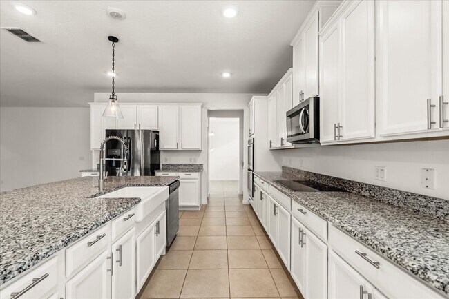 Building Photo - 3925 Green Sabal Dr