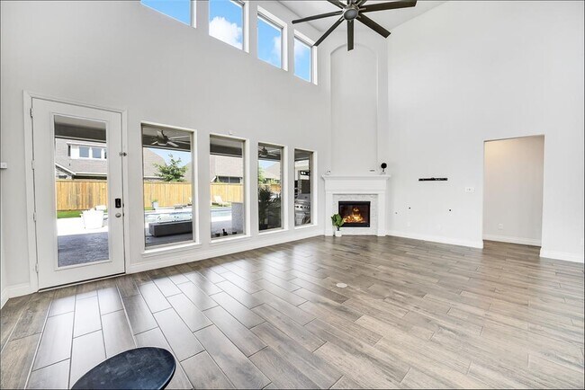 Building Photo - 15014 Little Fox Canyon Tr