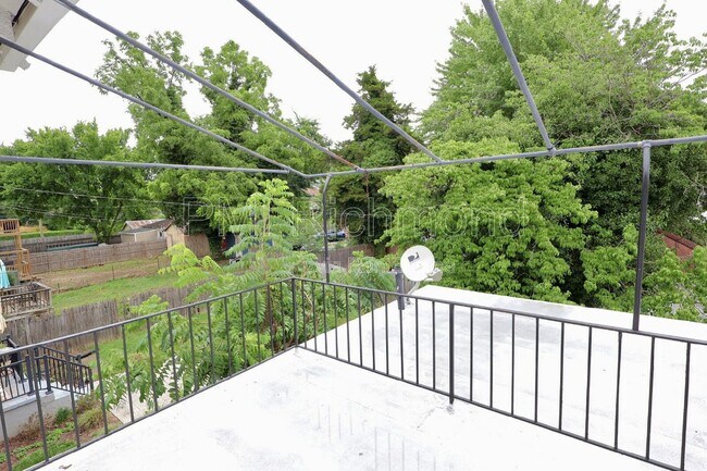 Building Photo - 2721 Garland Ave