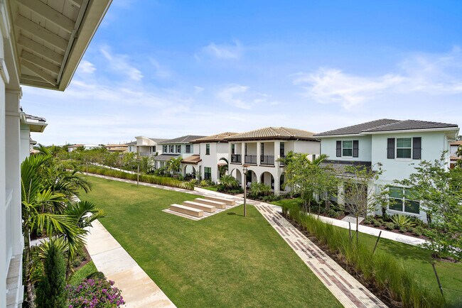 Building Photo - 7033 Edison Pl