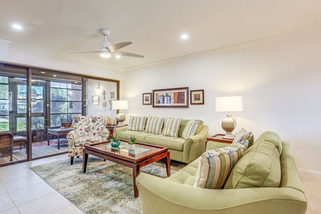 Building Photo - 2400 S Ocean Dr