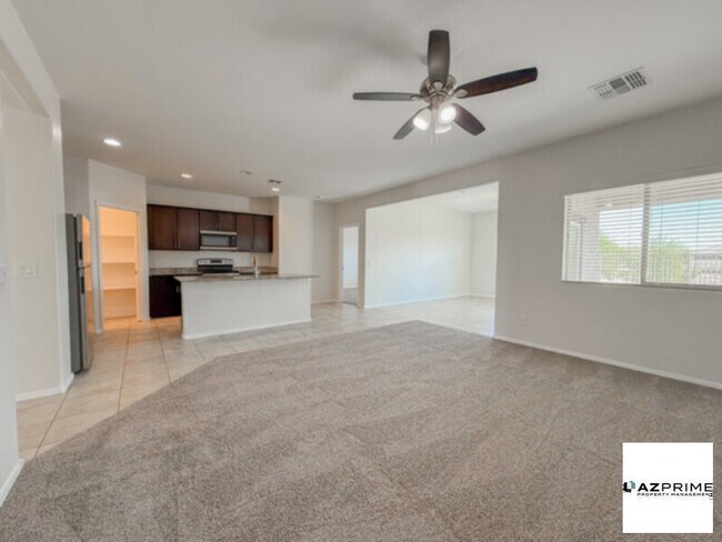 Building Photo - Spacious 4/2 Maricopa House - Versatile Layout &amp; Prime Location!